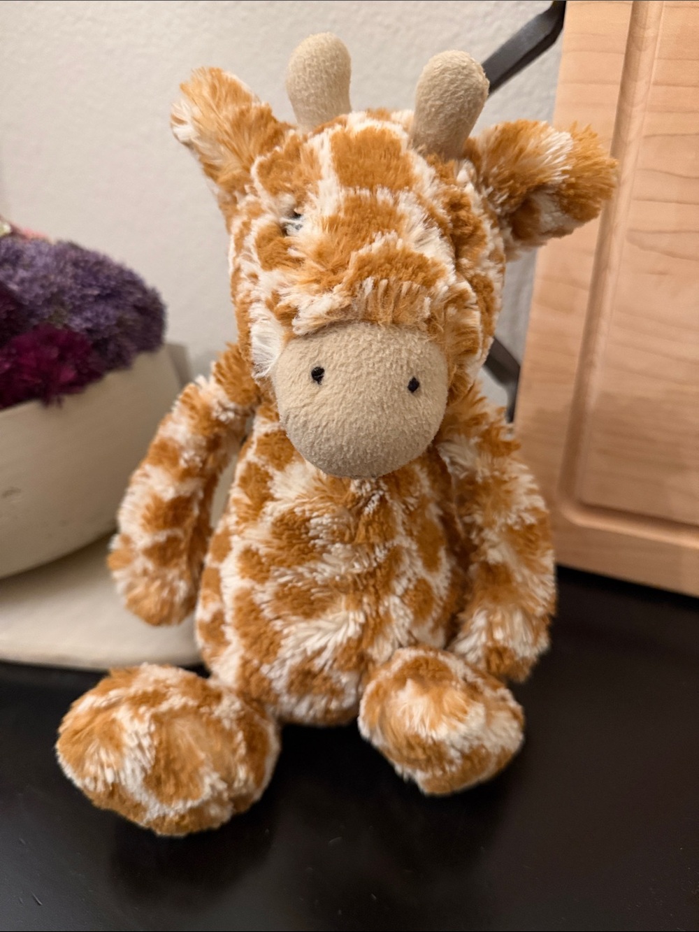 Jellycat Plush Giraffe - Brown and Cream